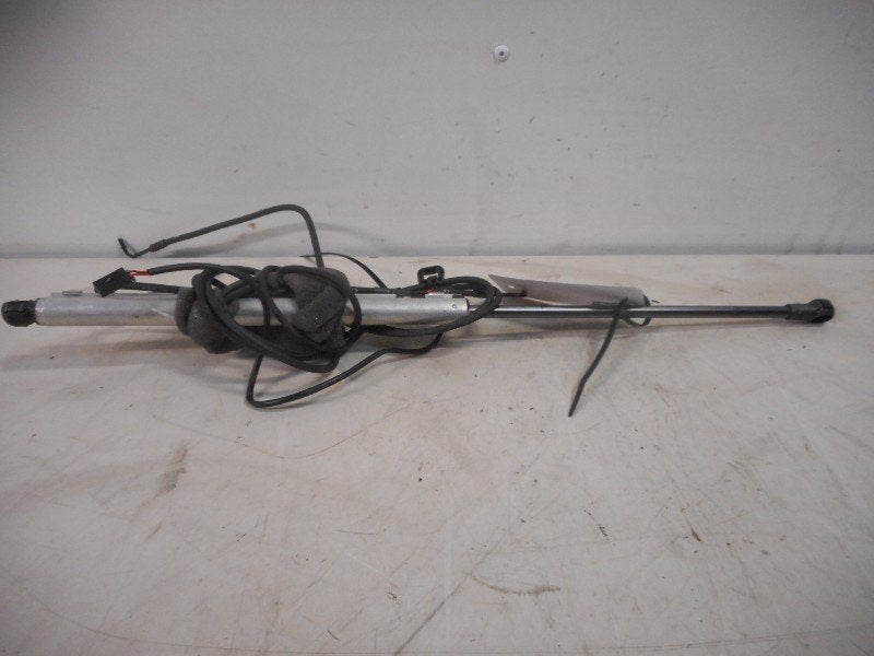 VERIN A GAZ ARRIÈRE DROIT Opel Tigra Twin Top, Opel, Opel Automobile GmbH, Utilisé, Kontakt-opel@opel.com