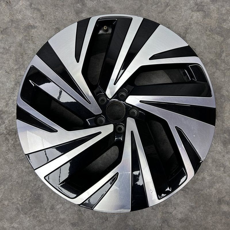 21 inch originele Narvik (achter) velg Volkswagen ID.4 11A60, Autos : Pièces & Accessoires, -, 21 pouces, Pneu(s), Utilisé