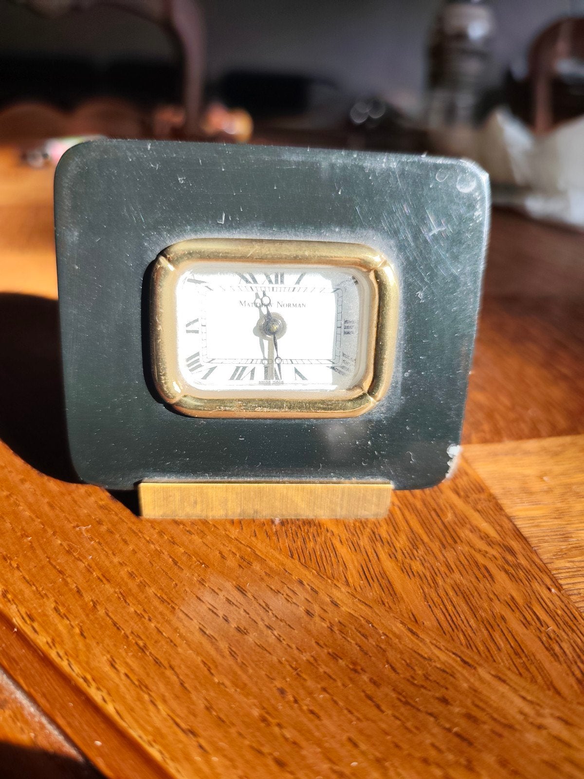 horloge de bureau (Matthew Norman), Enlèvement