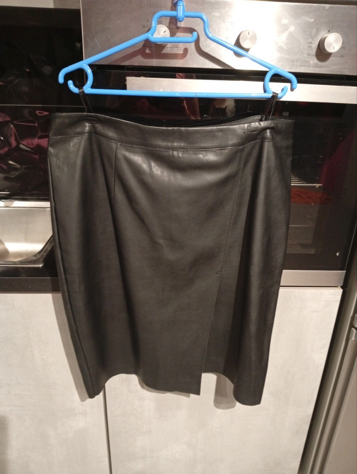 Jupe droite simili cuir taille 48, Vêtements | Femmes, Jupes, Enlèvement ou Envoi, Noir