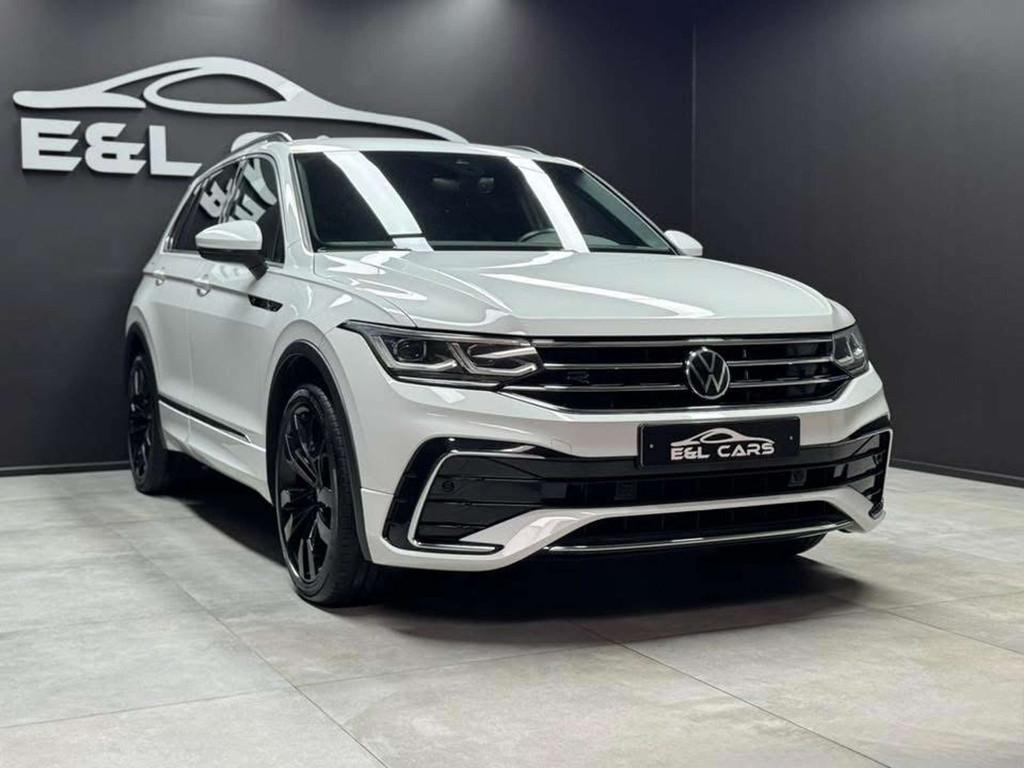 Volkswagen Tiguan Tiguan 1.5 TSI R-Line DSG *12 mois de gara, Automaat, 4 cilinders, Alcantara, Wit