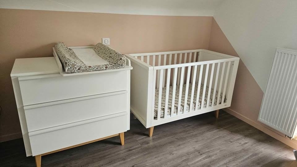 Ensemble lit bébé et commode Troll Scandy, Enlèvement, Utilisé, Lit