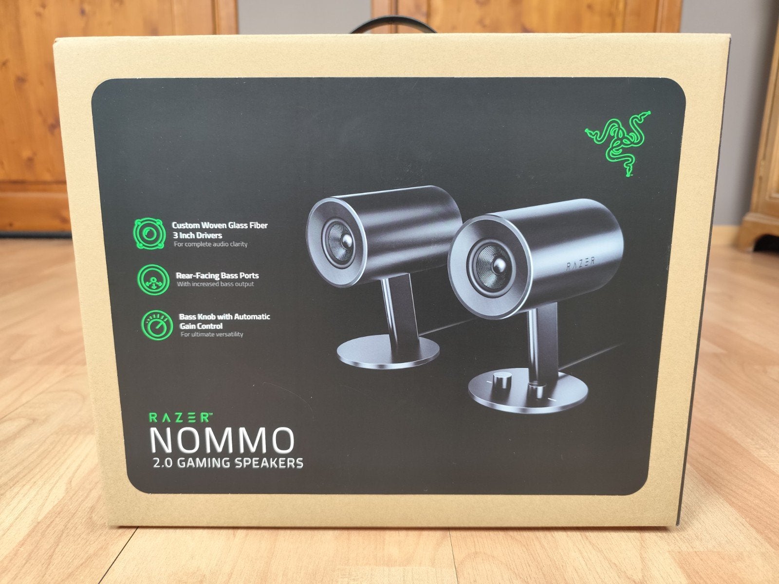 Razer Nommo 2.0 — Gaming Speaker, Ophalen of Verzenden, Gebruikt, Audiokanaal 2, Razer