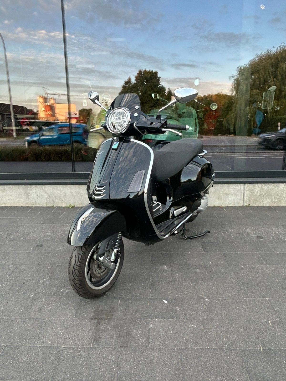 Vespa GTS 300 E5 met garantie!, Overige modellen, 300 cc, Ophalen of Verzenden, Zo goed als nieuw
