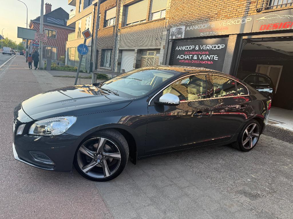 Volvo S60 R-Design Xenon Navigations 104km 1er Main, Autos, Volvo, Entreprise, Achat, S60, ABS, Airbags, Air conditionné, Alarme