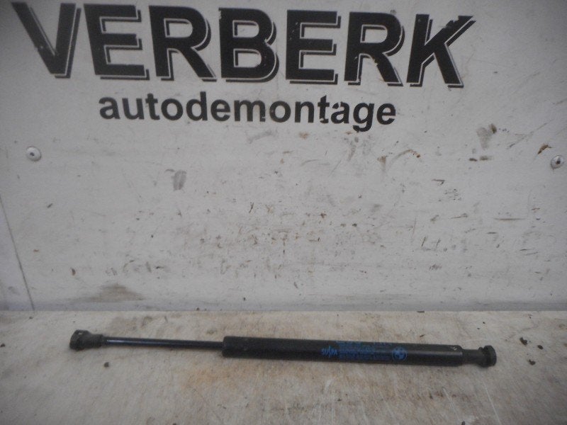 VERIN A GAZ ARRIÈRE GAUCHE BMW 3 serie (E90) (51244365788), Utilisé, BMW, Petuelring 130
80809  München, DE, Bayerische Motoren Werke AG