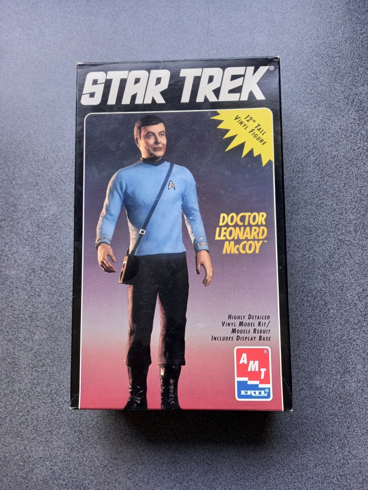 Modelbouwdoos dr. Leonard McCoy (Star Trek), Ophalen