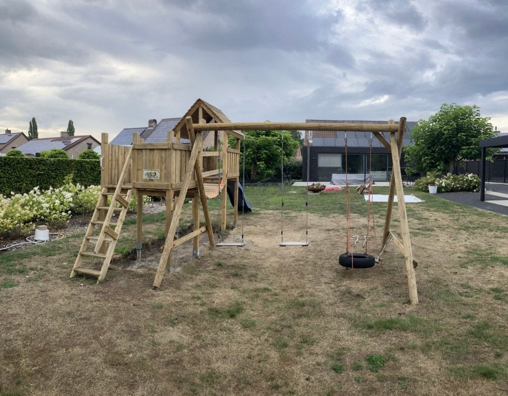 speelhuisje met glijbaan en zandbak - af te halen, Ophalen, Gebruikt, Hout
