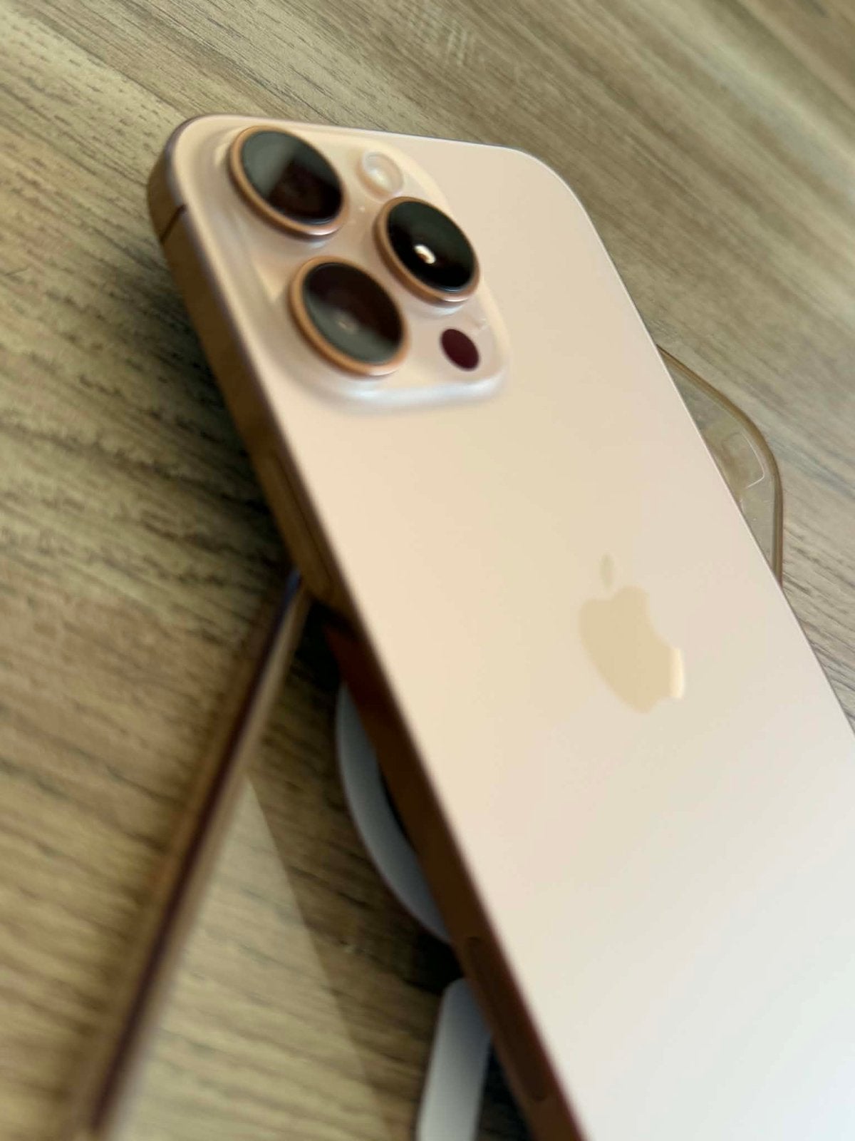 Iphone 16 pro max 256 gb, IPhone 16 Pro Max, Zo goed als nieuw, Zonder abonnement, Goud