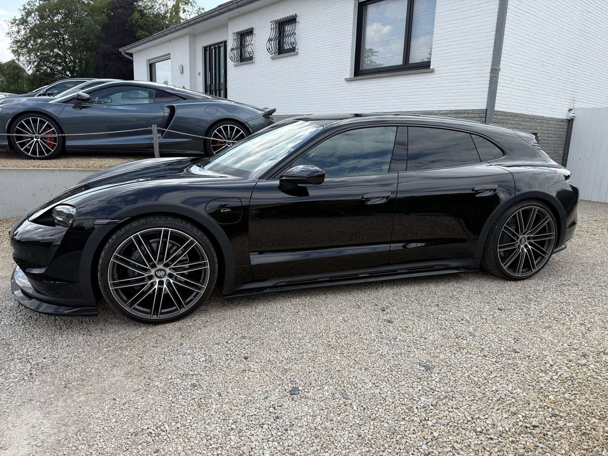 Porsche Taycan 4 CROSS TURISMO ALLE OPTIES 65000 (bj 2023), Auto's, Automaat, 478 km, Gebruikt, https://public.car-pass.be/vhr/8b26e350-05a5-4fdf-a5fa-1440e913c9f8
