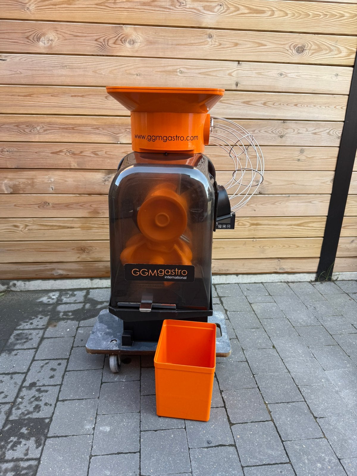 Professionele GGM Gastro Sinaasappelpers / Citruspers, Elektronische apparatuur, Juicers, Ophalen, Zo goed als nieuw, Elektrisch