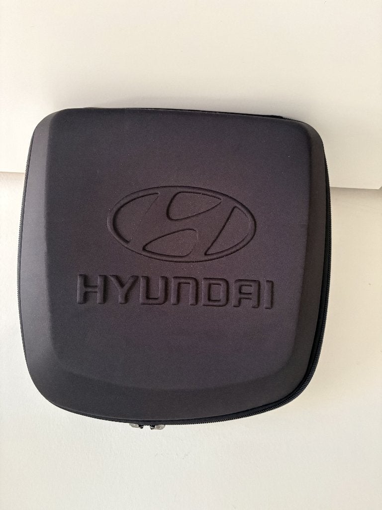Hyundai sac pour câble de recharge ou chargeur - en neoprene, Autos : Divers, Bornes de recharge, Enlèvement ou Envoi, Neuf, Borne de recharge et Câble de charge