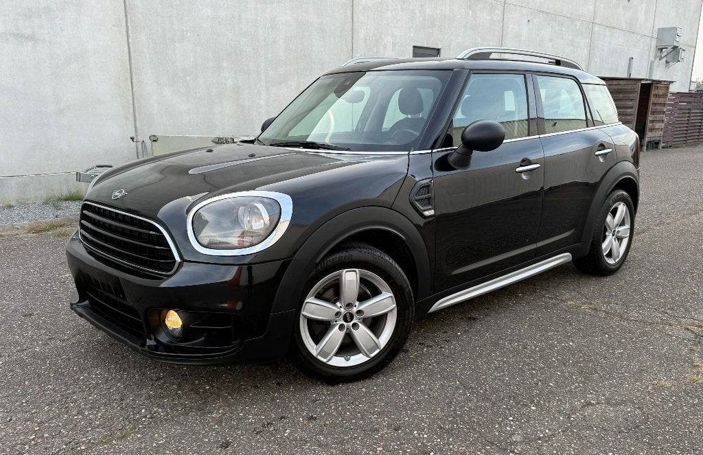 Mini Countryman One 1.5 Benzine FaceLift 2019, Auto's, Stof, Countryman, 102 kW, Zwart
