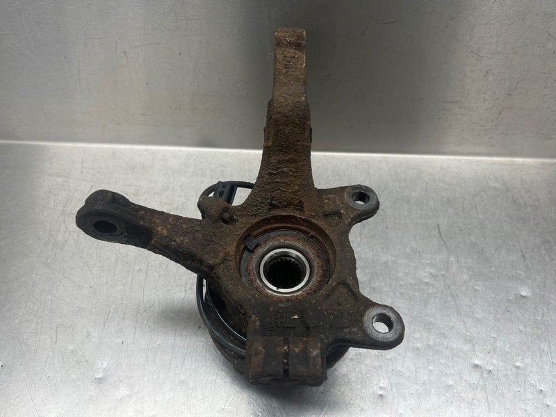 MOYEU DE ROUE AVANT Nissan Micra (K13) (01-2010/03-2017), Autos : Pièces & Accessoires, Freins & Transmission, Nissan, Utilisé