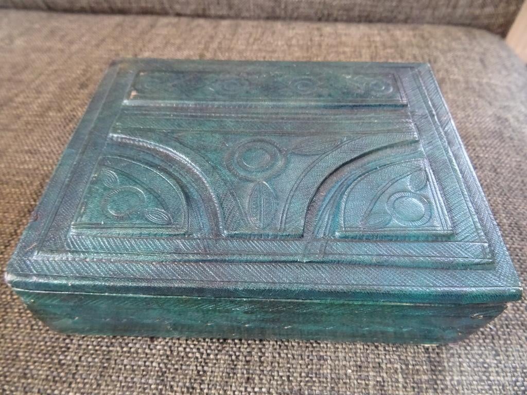 Curiosa inheems houten kistje Mali bekleed met leer 14x11x4, Antiek en Kunst, Curiosa en Brocante, Ophalen of Verzenden