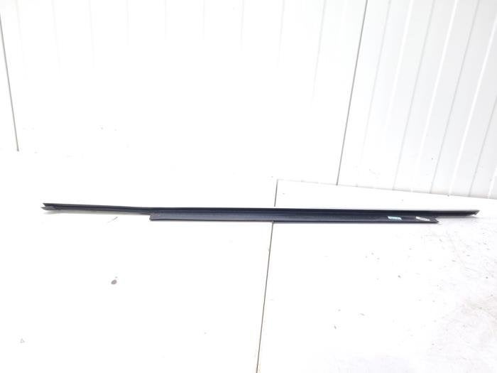 Raamlikker van een Audi A8, Gebruikt, -, -, -
