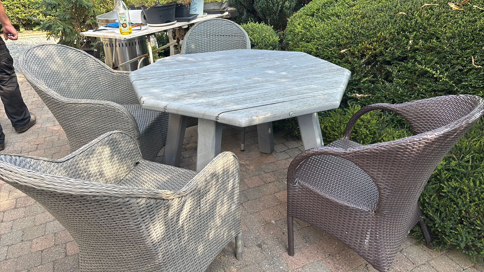 Gratis tuinset: tafel + 4 stoelen, Ophalen, 4 zitplaatsen, Gebruikt, Stoel