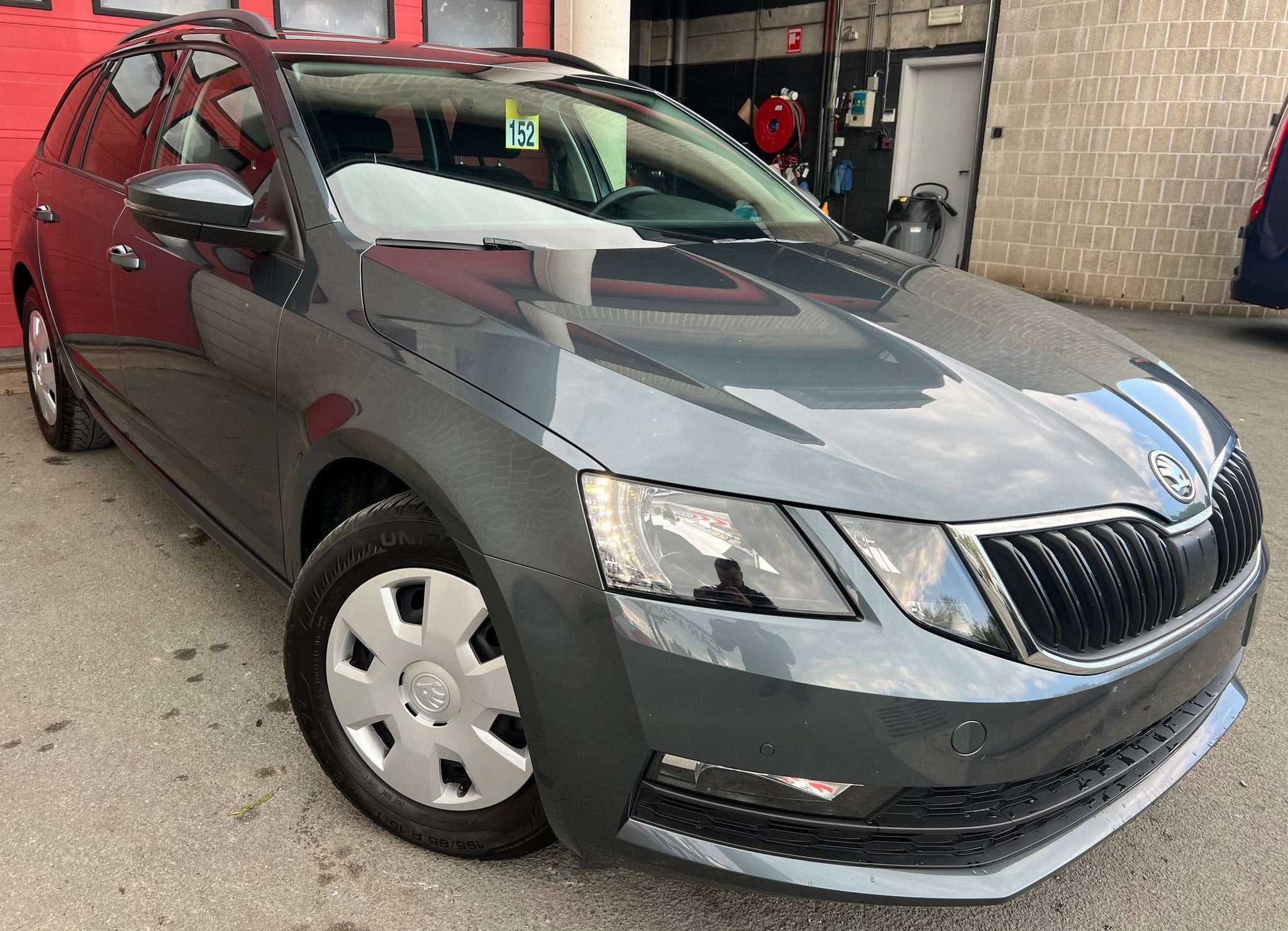 Skoda Octavia SW 1.0 TSI Active + NAVI + CAR-PASS + CLIM, Argent ou Gris, Achat, Euro 6, Entreprise