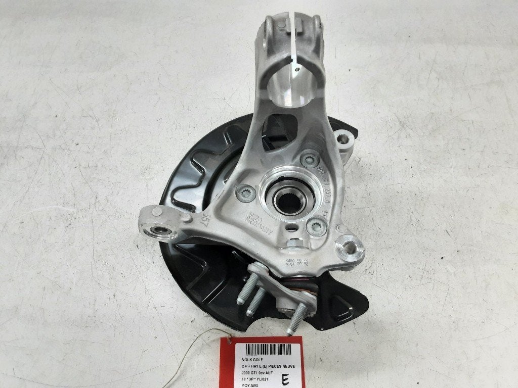 MOYEU DE ROUE AVANT GAUCHE Golf VII (AUA) (5Q0407257A), Volkswagen, Mevr. I. Hauben, Utilisé, Rue de l'Espoir 34 34
4030  GRIVEGNÉE, BE