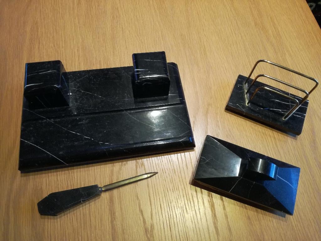 set d'accessoires de bureau en marbre noir, en très bon état, Enlèvement