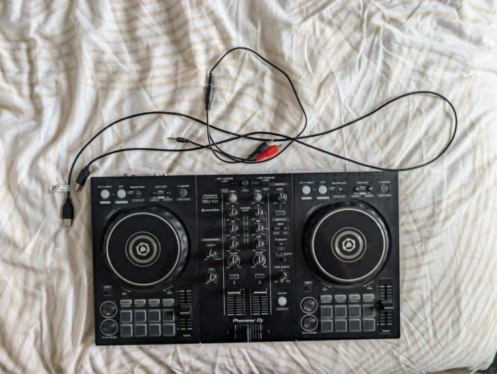 Pioneer DDJ-400 DJ Controller + jack naar RCA kabel, Enlèvement, Utilisé, Platine, Pioneer