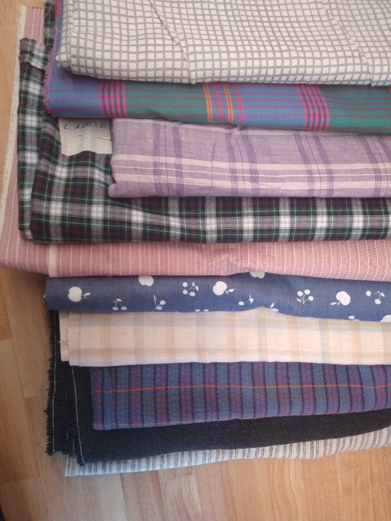 10 stoffen versch. lengtes, min 1m max. €20; samen €100, Ophalen, Overige kleuren, 120 cm of meer, Nieuw