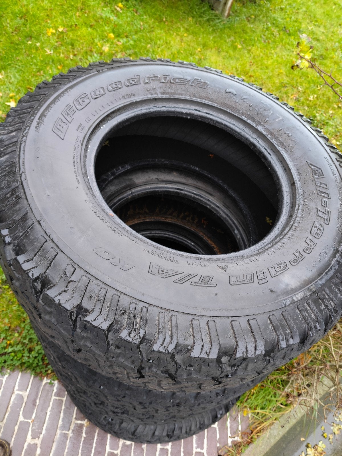 All terrain banden Toyota landcruiser, Ophalen