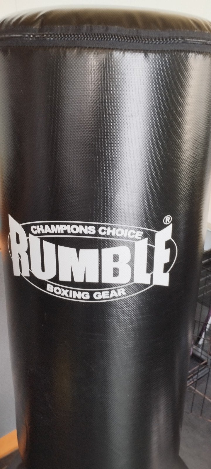 Rumble Store staande (kick)bokszak., Sport en Fitness, Ophalen, Bokszak