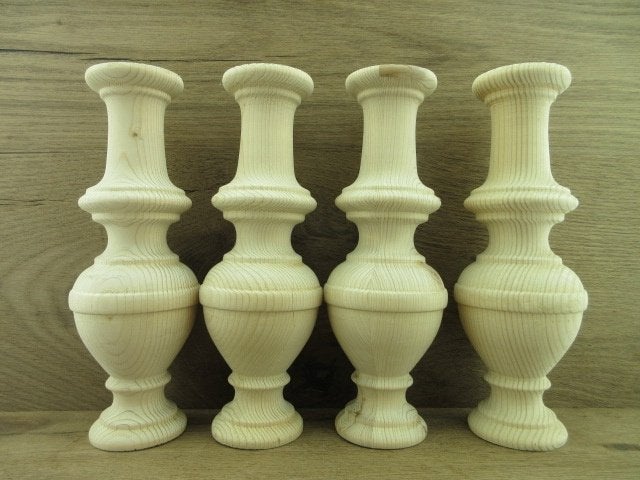 4 colonnes/ballustres en pin, Antiquités & Art, Antiquités | Meubles | Armoires, Enlèvement ou Envoi