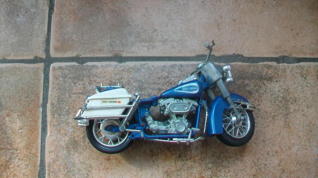Miniatuur moto, Ophalen of Verzenden, Gebruikt