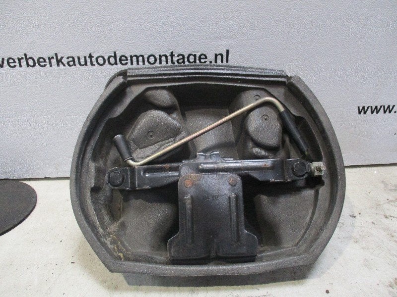 CRIC Citroën Xantia Break (X1 / 2) (01-1995/04-2003), Citroën, Kontakt-citroen@citroen.com, Utilisé, Citroën Deutschland GmbH