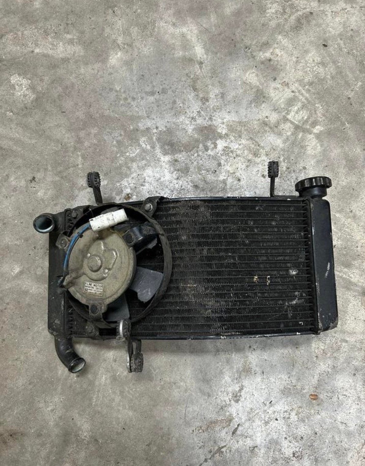 Radiateur Ducati ST2 ST4 met koelventilator ST modellen, Ophalen of Verzenden