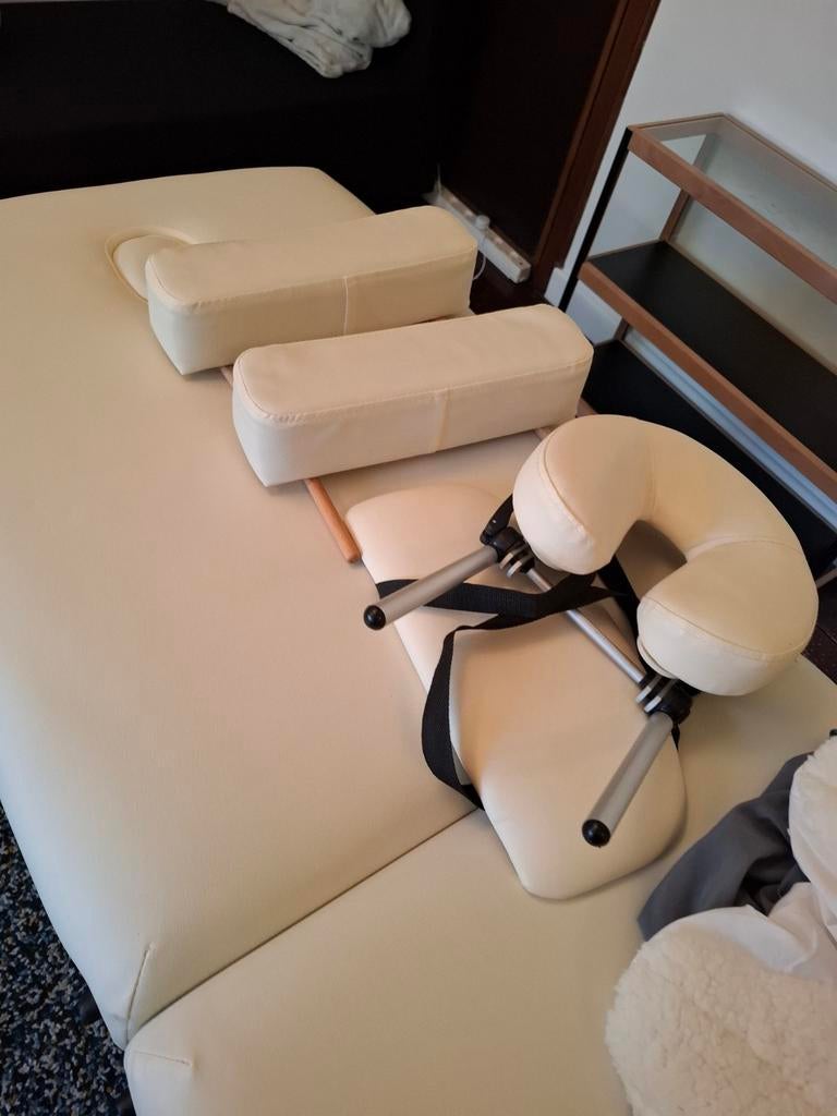 Massage tafel met acc, Sport en Fitness, Massageproducten, Ophalen