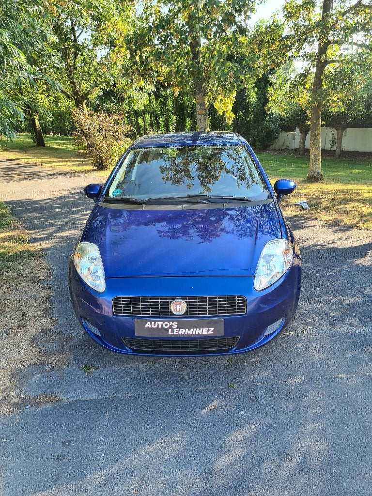 fiat grande punto, Autos, Fiat, Entreprise, Grande Punto, Ordinateur de bord, Rétroviseurs électriques, Isofix, Volant multifonction