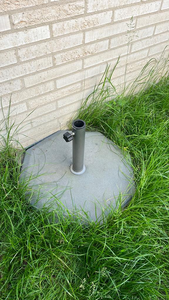 Parasolvoet, Ophalen, Gebruikt, Minder dan 1 meter, Parasolvoet