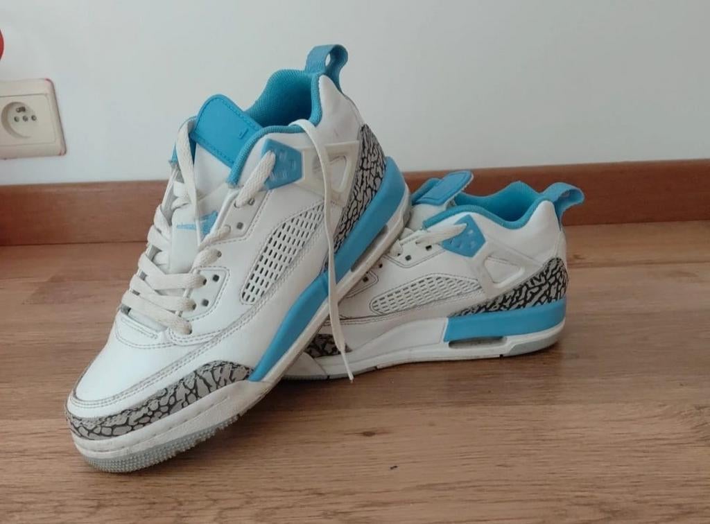 Basket Jordan pointure 38.5, Ophalen, Zo goed als nieuw