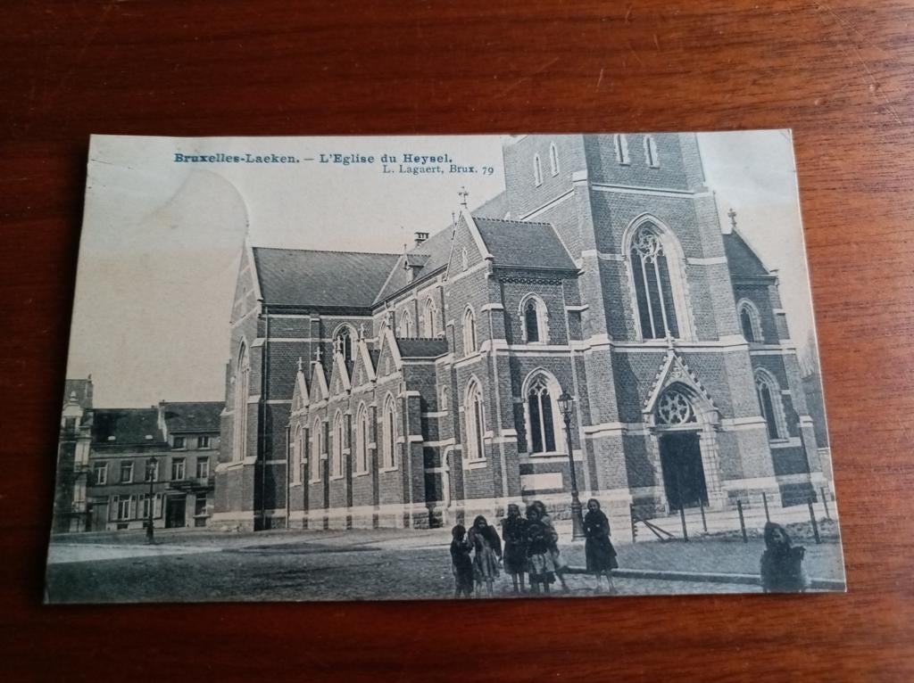 Laken Kerk, Collections, Enlèvement ou Envoi