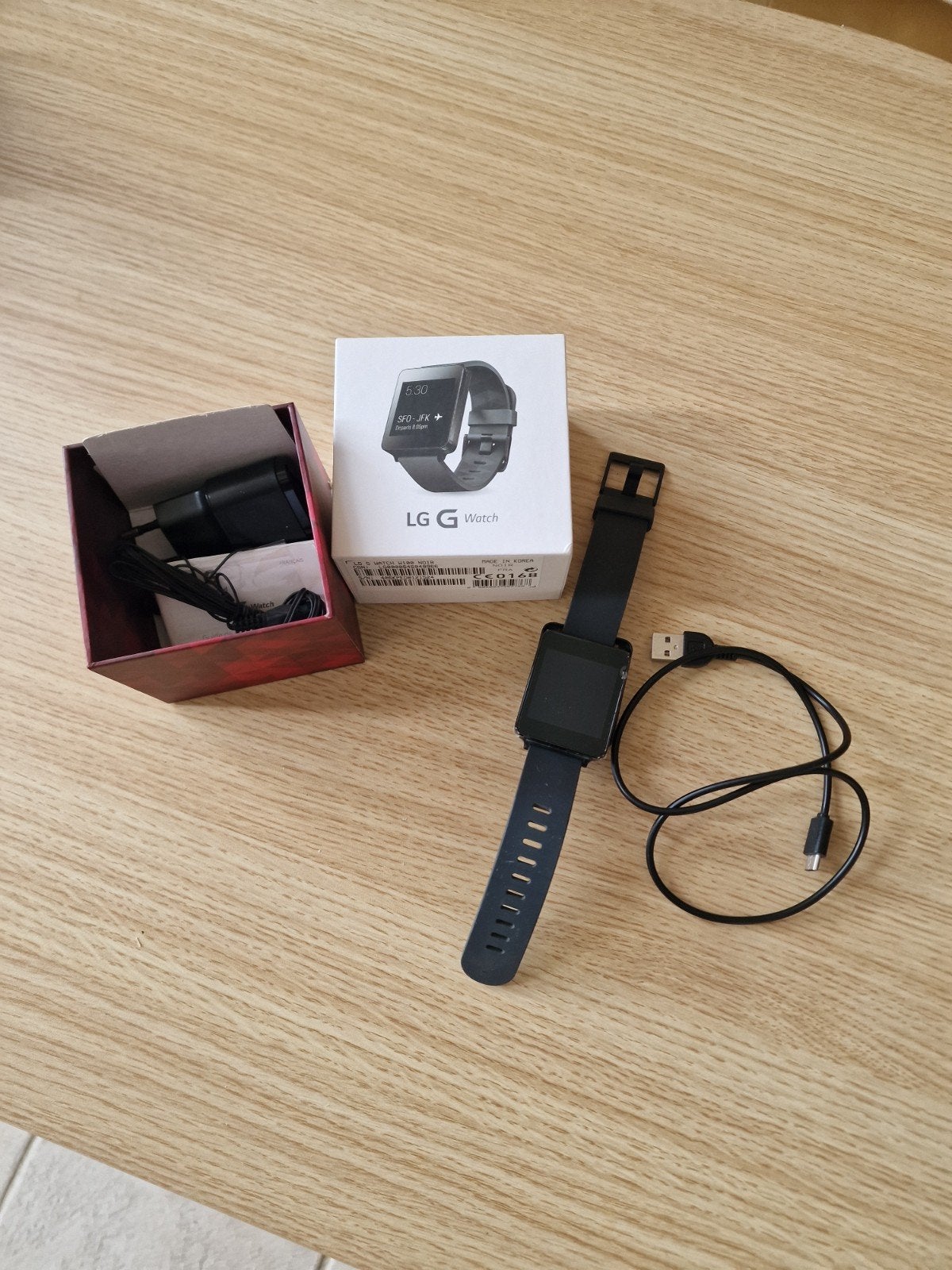 montre LG connectée, Bijoux, Sacs & Beauté, Montres connectées, Enlèvement, Neuf