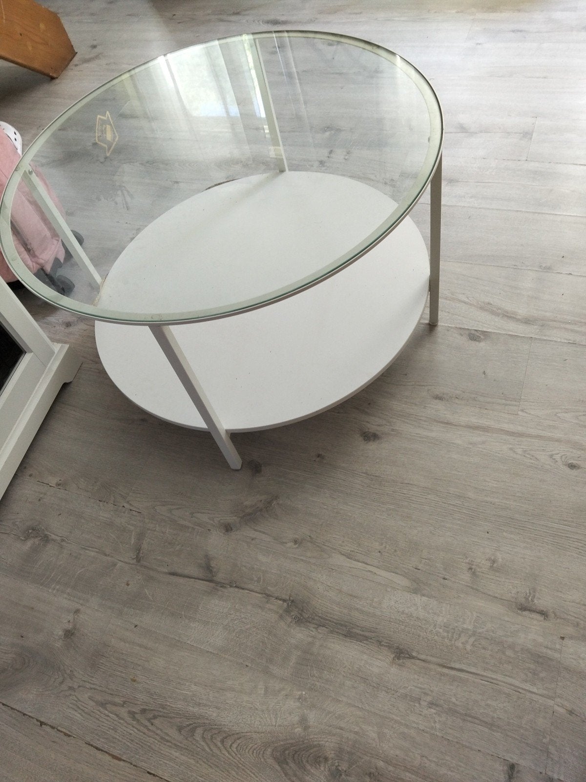 table basse, Enlèvement, Verre