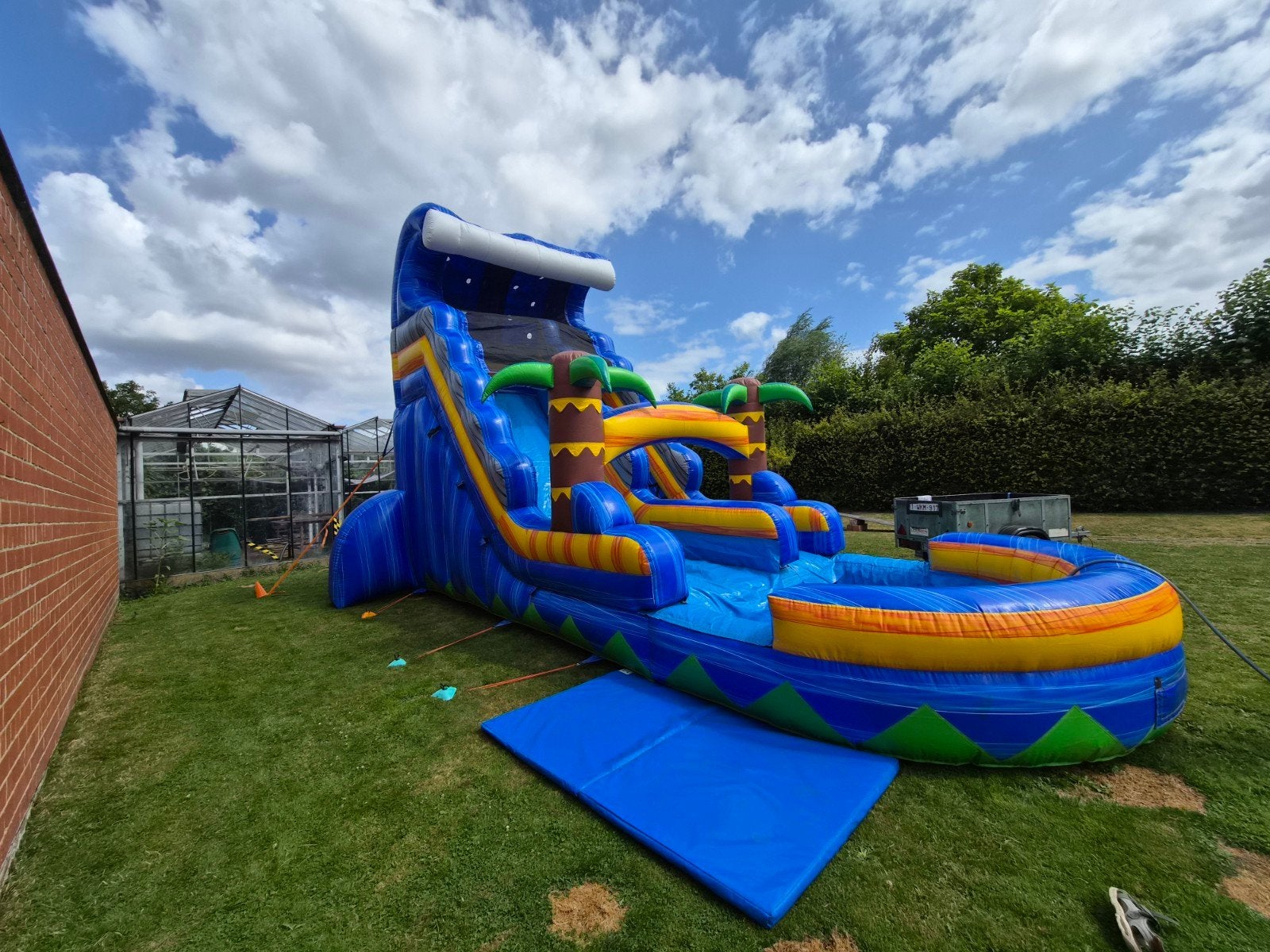beachslide springkasteel met water- of ballenbad te huur, Verzenden