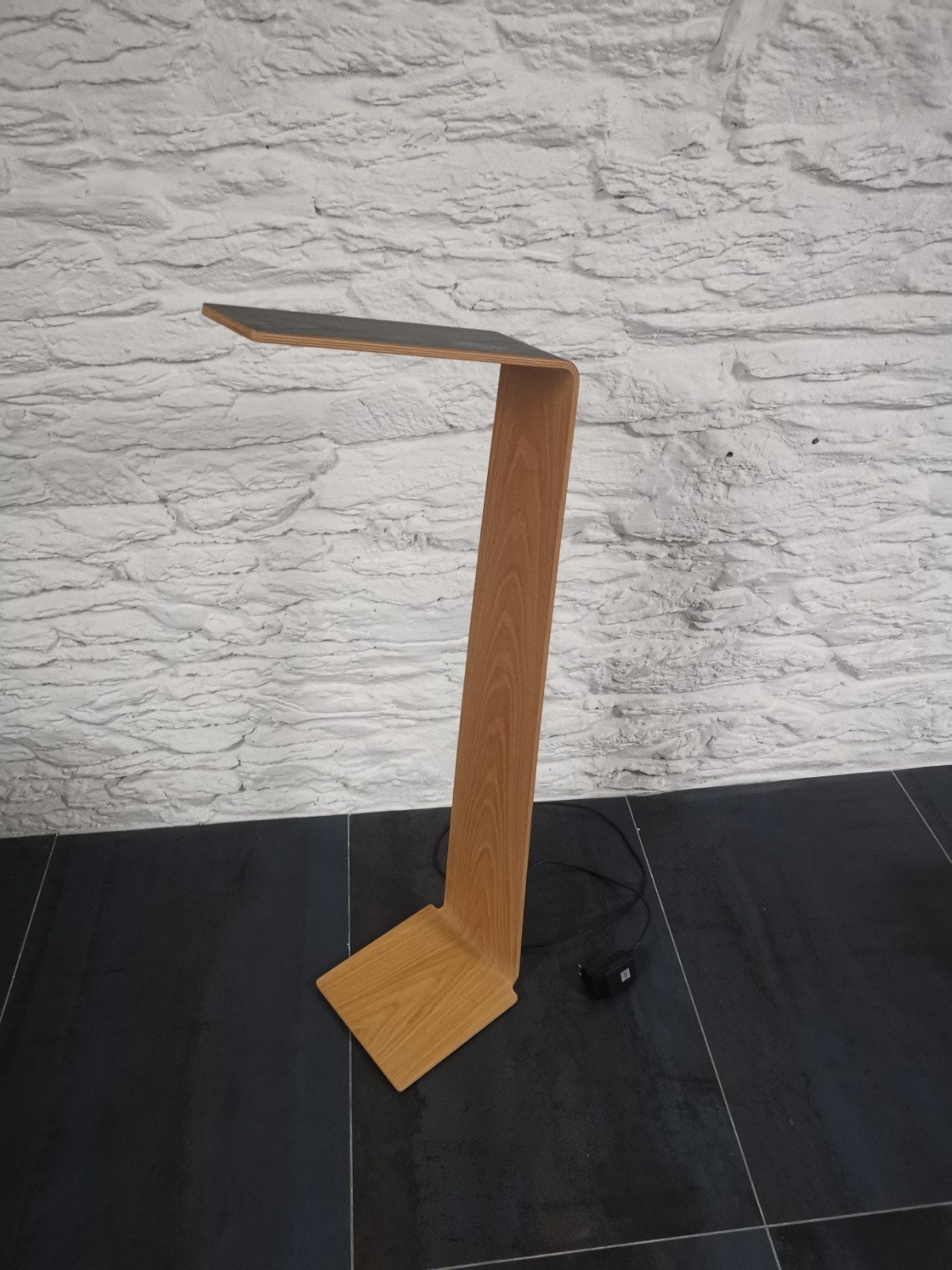 Lampadaire design scandinave en bois – Mikko Kärkkäinen, Maison & Meubles, Enlèvement, Bois