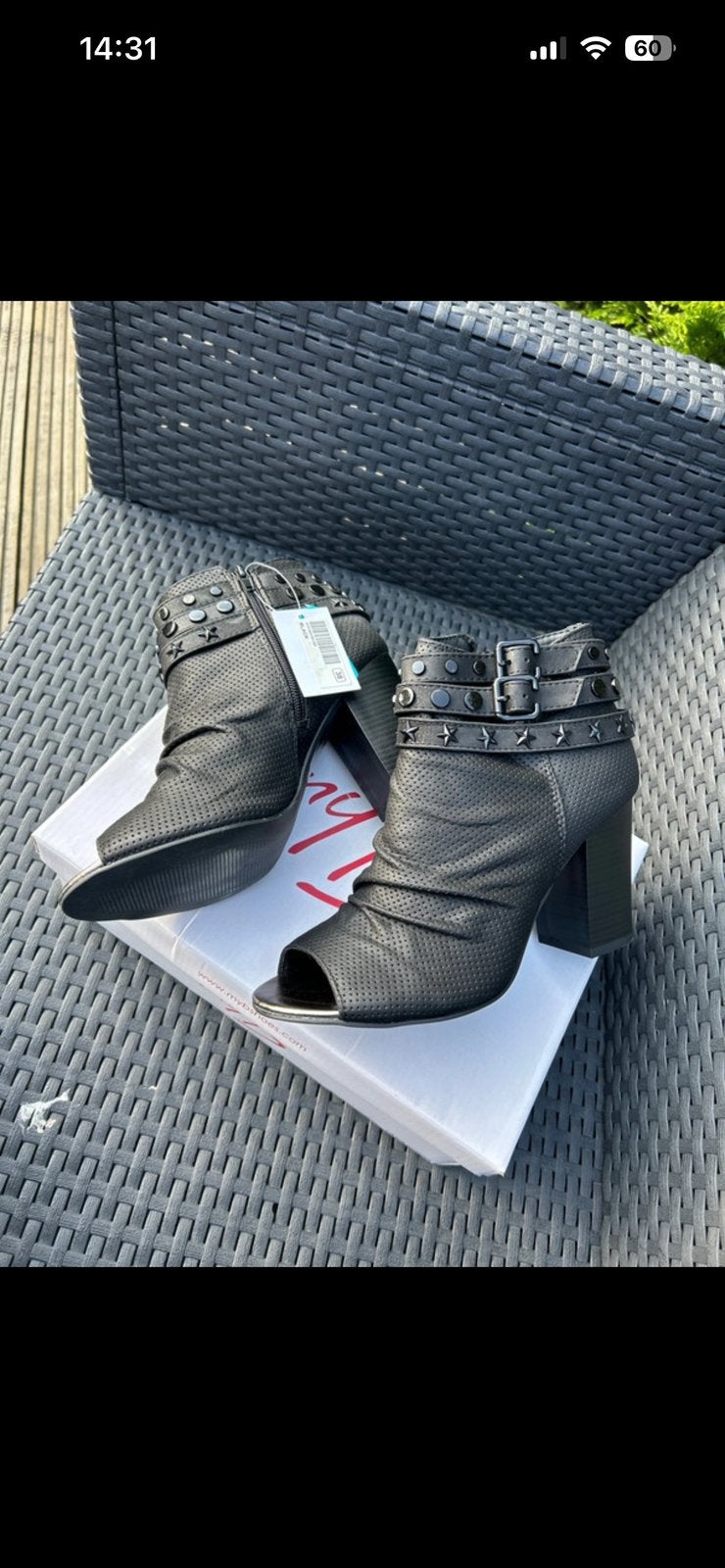 Boots T38, Neuf, Enlèvement ou Envoi, Boots et Botinnes, Noir