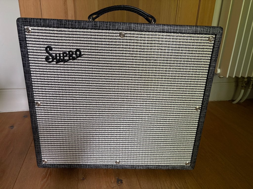 Supro Black Magick 1695T combo, Ophalen, Zo goed als nieuw, Gitaar, Minder dan 50 watt