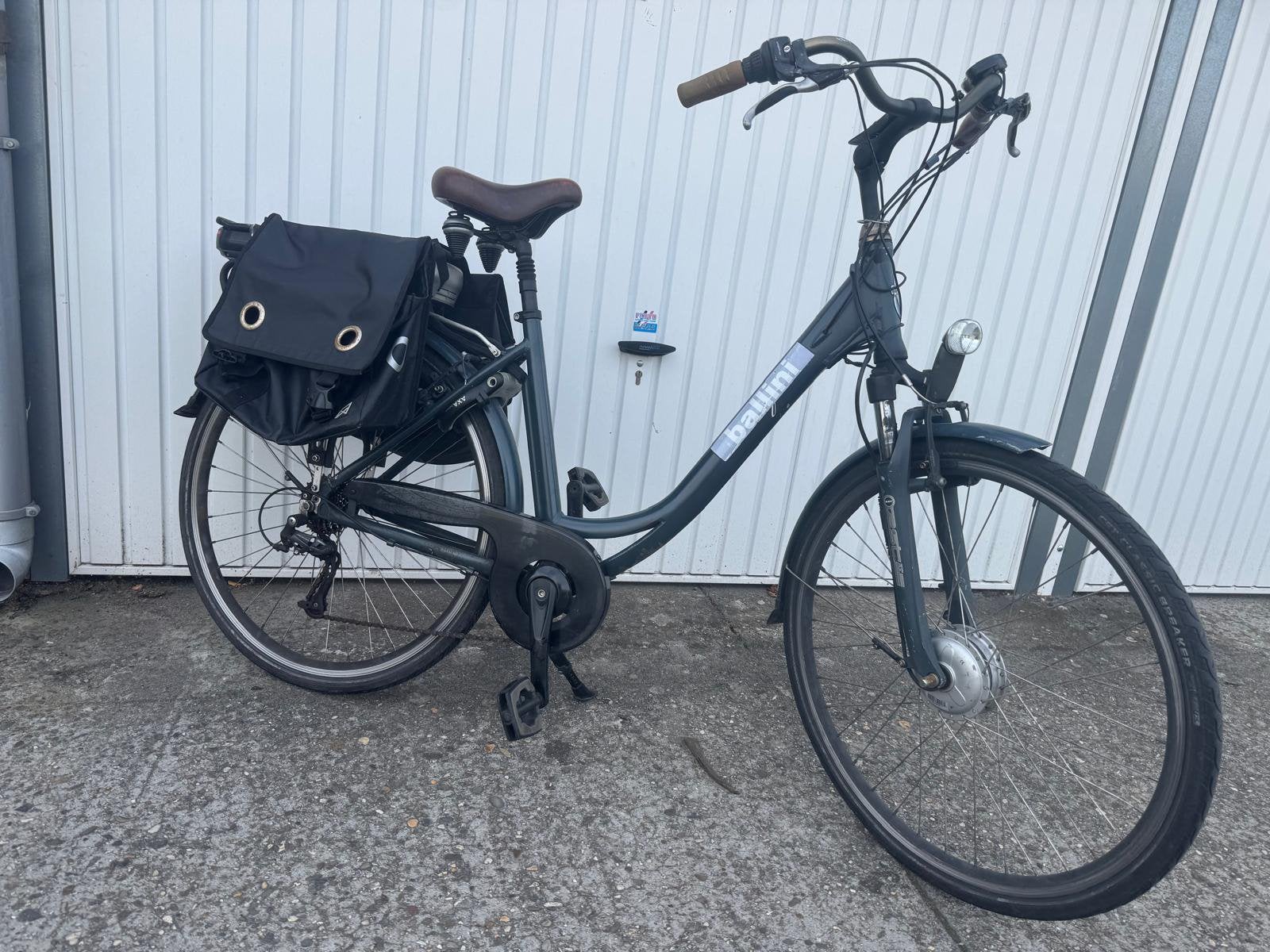BALLINI ELEKTRISCHE FIETS MET VOORMOTOR, Ophalen, Zo goed als nieuw
