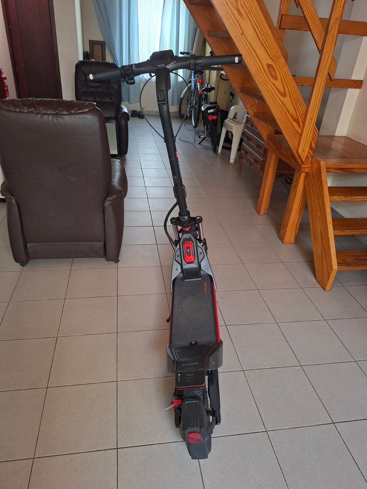 Ninebot ZT3 Pro
Elektrische step, Enlèvement