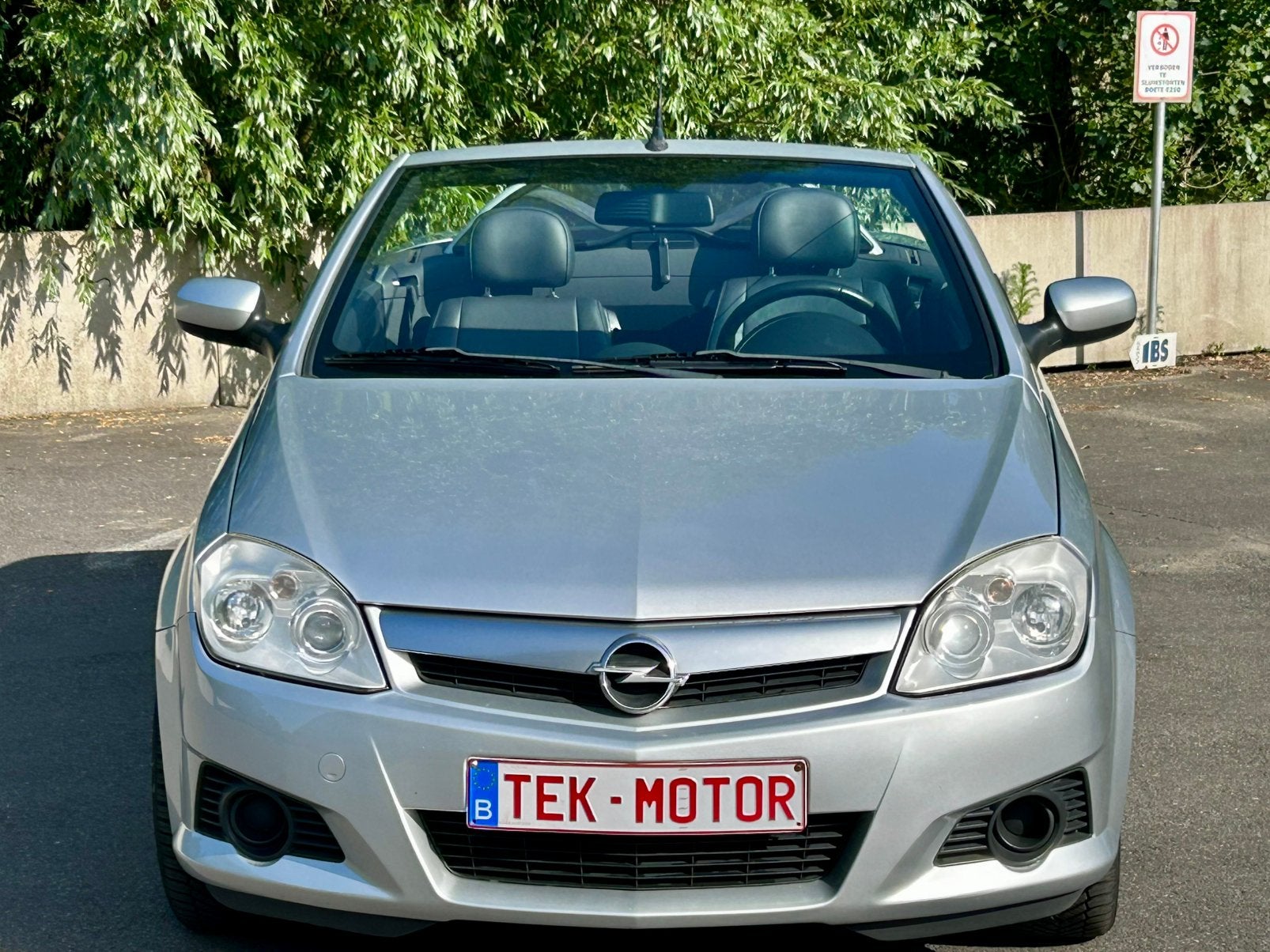 OPEL TIGRA 1.3 DIESEL, GEKEURD, VERW. ZETELS, PROPER!!, Autos, Opel, Feux de virage, Achat, Entreprise, Boîte manuelle