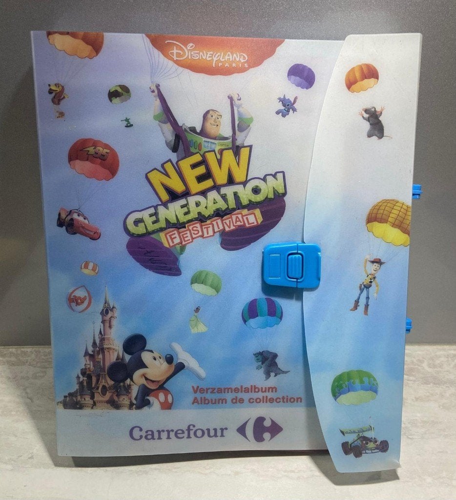 Disney New Generation Festival, 100% compleet met gouden pin, Collections, Enlèvement, Autres personnages, Comme neuf, Autres types