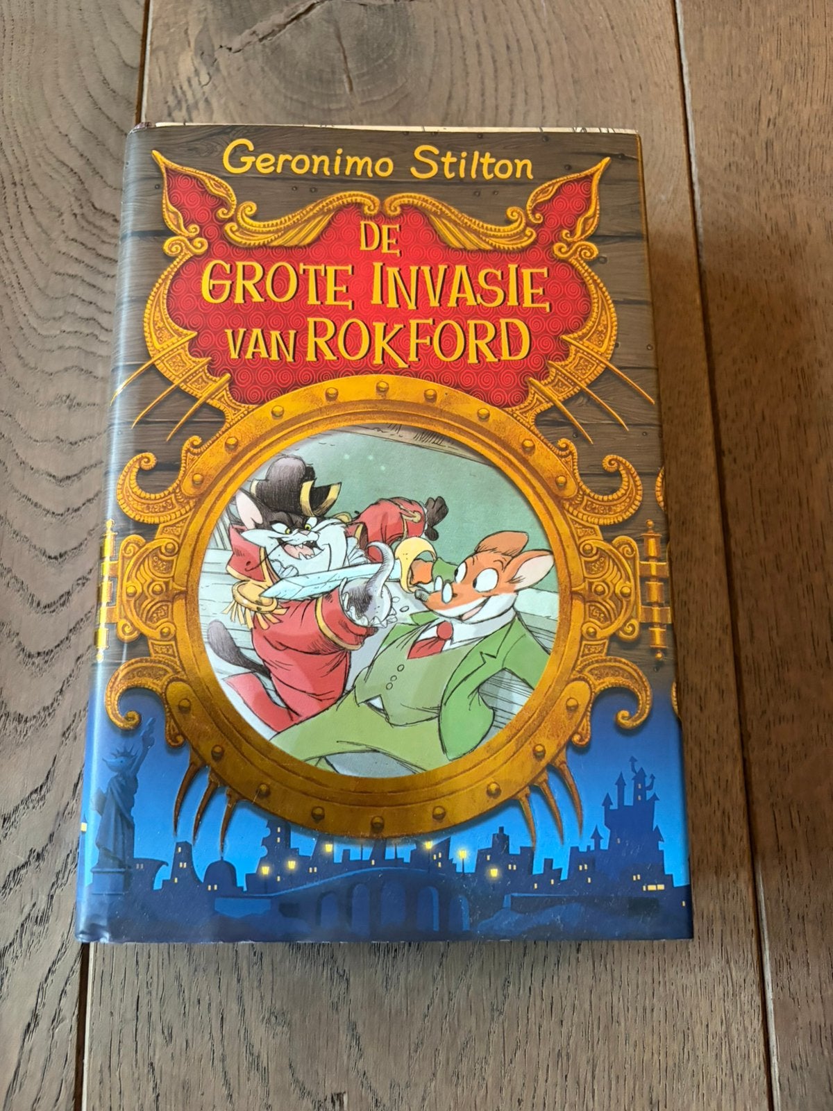 Geronimo Stilton - De grote invasie van Rokford, Ophalen of Verzenden, Zo goed als nieuw, Fictie algemeen