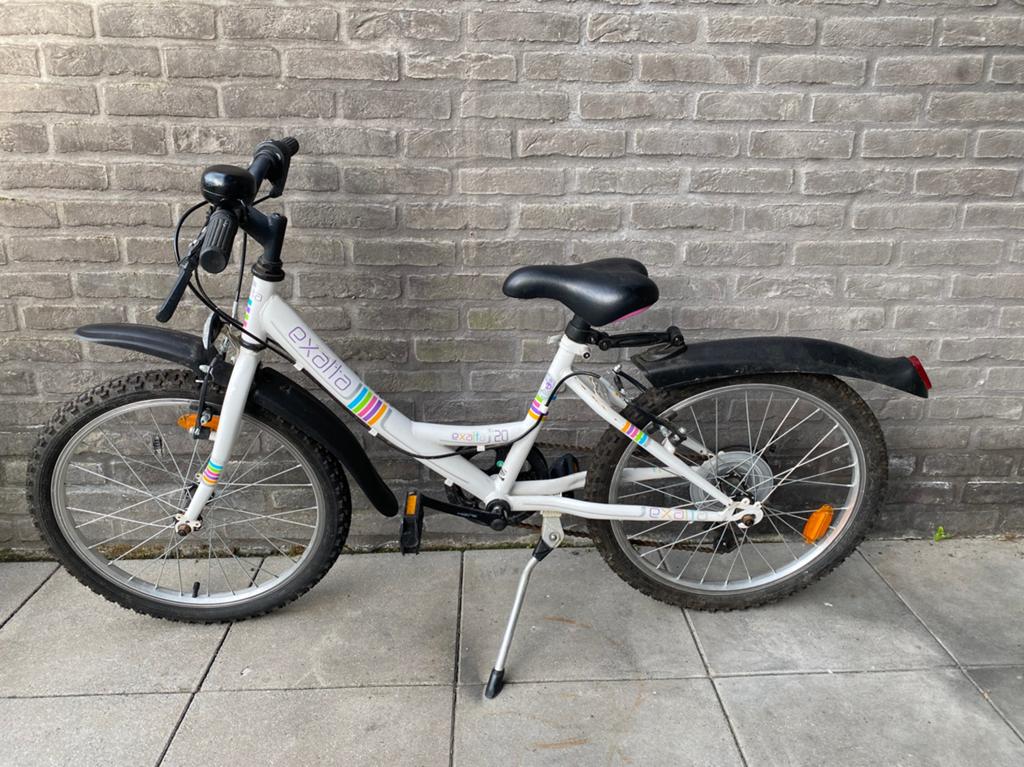 Meisjesfiets 20 inch met 6 versnellingen, Fietsen en Brommers, Fietsen | Meisjes, Ophalen of Verzenden, Zo goed als nieuw, 20 inch