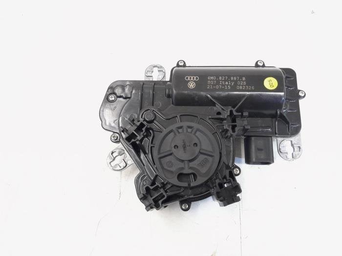 Hayon moteur d'un Audi Q7, -, 3 mois de garantie, Audi, Utilisé